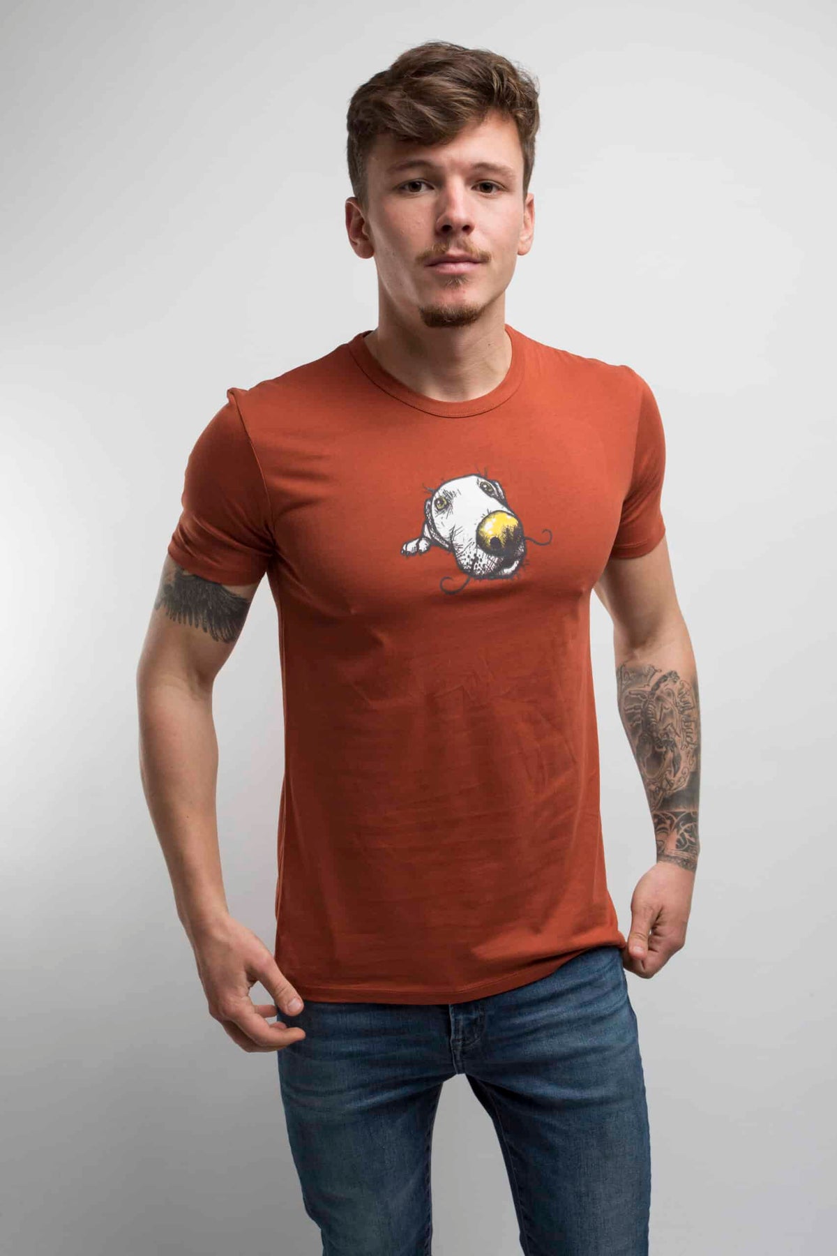 T-SHIRT שרוול קצר כתום עם הדפס כלב מצויר